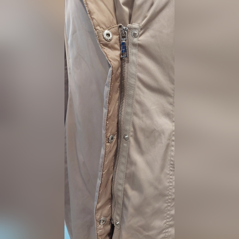 Tahari Women's Tan Puffer Jacket - Picture 7 of 14